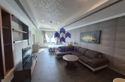 Apartment - Studio - 1 Bathroom for rent in West Porto Drive - Porto Arabia - The Pearl Island - Doha