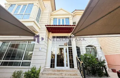 فيلا - 5 غرف نوم - 6 حمامات للبيع في شارع النعيجة - النعيجة - الدوحة