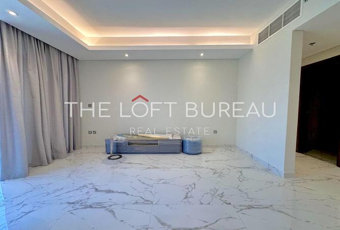 983502 - Property Image 3