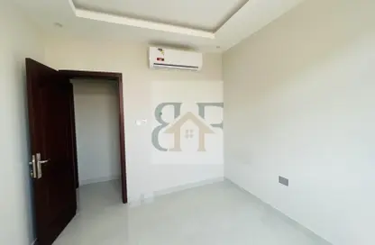 Apartment - 2 Bedrooms - 2 Bathrooms for rent in Fereej Abdul Aziz - Doha