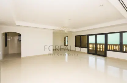 Apartment - 3 Bedrooms - 4 Bathrooms for sale in West Porto Drive - Porto Arabia - The Pearl Island - Doha