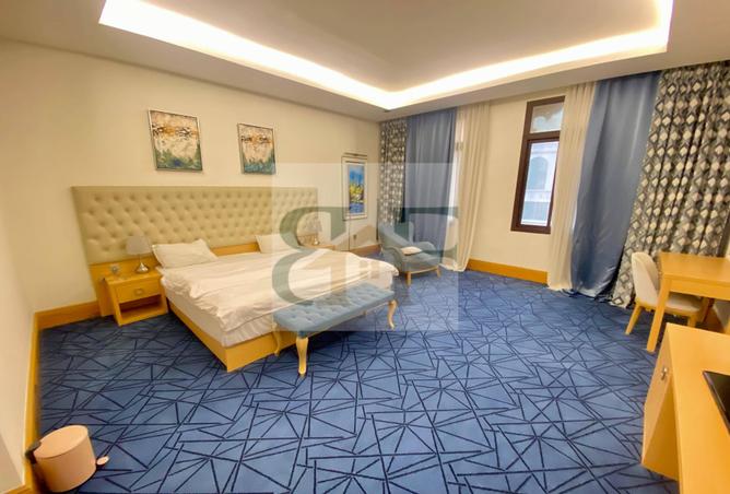 986839 - Property Image 2