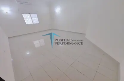 Apartment - Studio - 1 Bathroom for rent in Legtaifiya Lagoon - West Bay - Doha