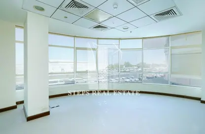 Empty Room image for: Office Space - Studio - 6 Bathrooms for rent in Regency Business Center 2 - Regency Business Center 2 - Corniche Road - Doha, Image 1