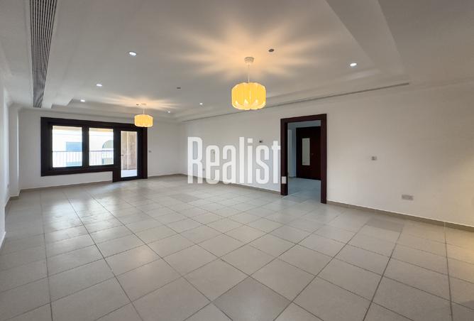 879130 - Property Main Image