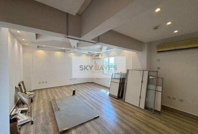 946387 - Property Image 2