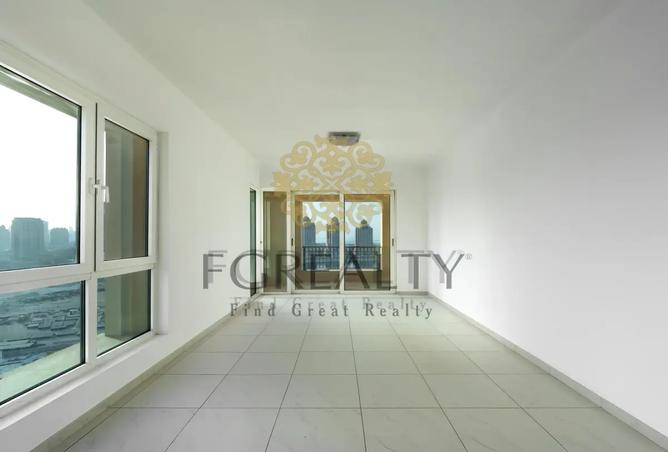 927587 - Property Image 2