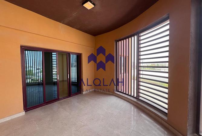 927086 - Property Image 3