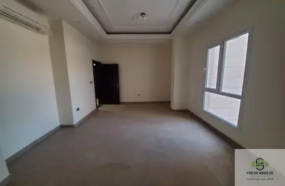 Apartment - 2 Bedrooms - 2 Bathrooms for rent in Al Nasr Street - Al Nasr - Doha