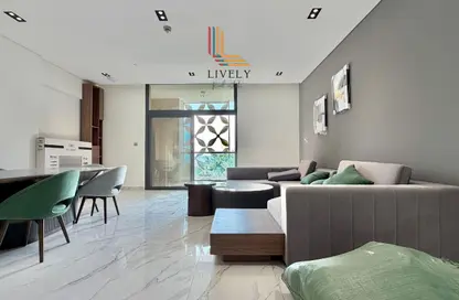 شقة - 3 غرف نوم - 4 حمامات للايجار في عرض البوليفارد - مدينة الياسمين - الوسيل