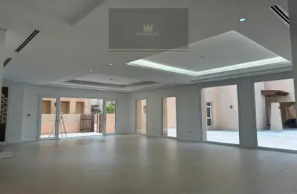 Villa - 4 Bedrooms - 6 Bathrooms for rent in West Bay Lagoon Villas - West Bay Lagoon - West Bay Lagoon - Doha