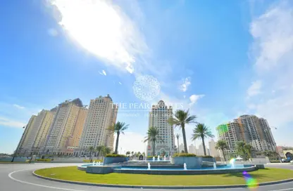 Outdoor Building image for: Villa - 6 Bedrooms - 7+ Bathrooms for rent in La Plage - The Pearl Island - Doha, Image 1