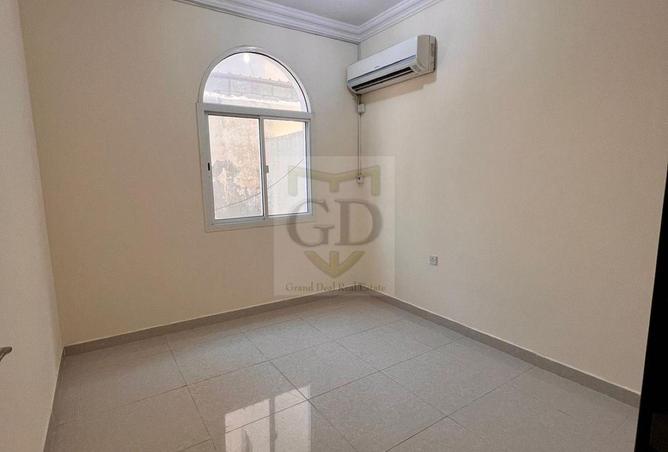 941831 - Property Image 3