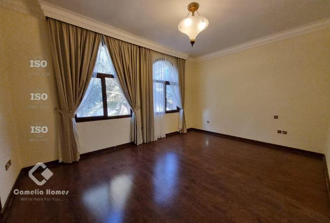 1005770 - Property Image 2