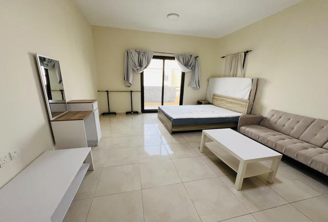 992133 - Property Main Image