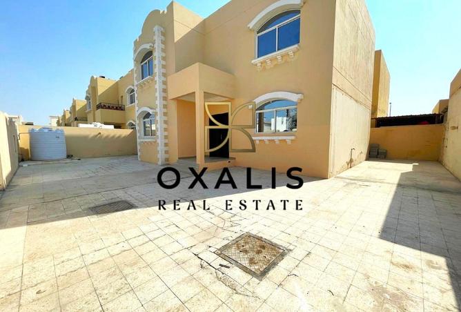 978568 - Property Image 2