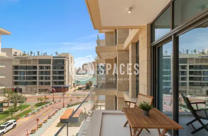Apartment - 1 Bedroom - 2 Bathrooms for rent in Gewan Island - The Pearl Island - Doha