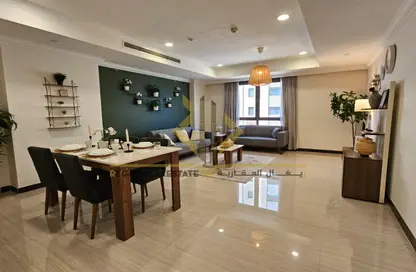 Apartment - 1 Bedroom - 2 Bathrooms for rent in West Porto Drive - Porto Arabia - The Pearl Island - Doha