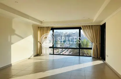 Townhouse - 2 Bedrooms - 3 Bathrooms for rent in Porto Arabia Townhouses - Porto Arabia - The Pearl Island - Doha