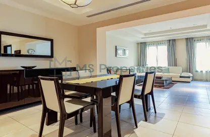 Apartment - 1 Bedroom - 2 Bathrooms for rent in West Porto Drive - Porto Arabia - The Pearl Island - Doha