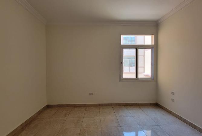 947388 - Property Image 3