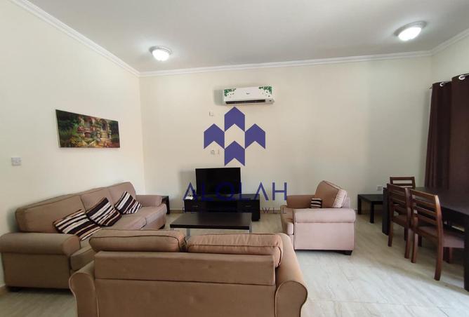 932220 - Property Image 2
