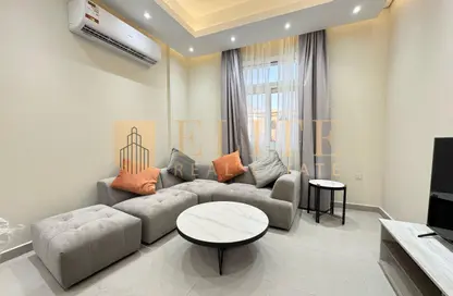 Apartment - 3 Bedrooms - 3 Bathrooms for rent in Street 871 - Al Duhail South - Al Duhail - Doha