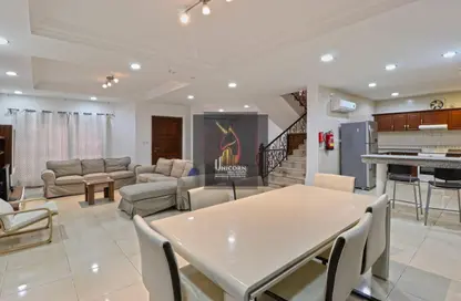 مجمع سكني - 4 غرف نوم - 4 حمامات للايجار في فلل عين خالد - عين خالد - الدوحة