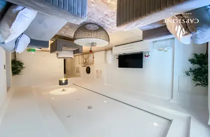 Apartment - 1 Bedroom - 2 Bathrooms for rent in Marina Gate - Porto Arabia - The Pearl Island - Doha