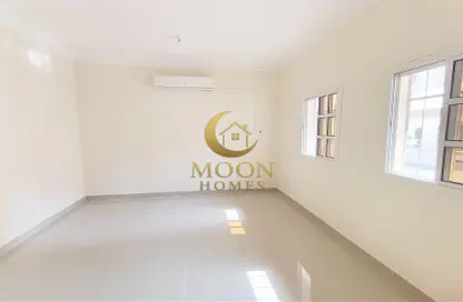 Apartment - 2 Bedrooms - 2 Bathrooms for rent in Muntazah 7 - Al Muntazah - Doha