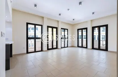 صورة لـ غرفة فارغة شقة - 3 غرف نوم - 4 حمامات للبيع في ميركاتو - قناة كوارتييه - جزيرة اللؤلؤة - الدوحة ، صورة رقم 1
