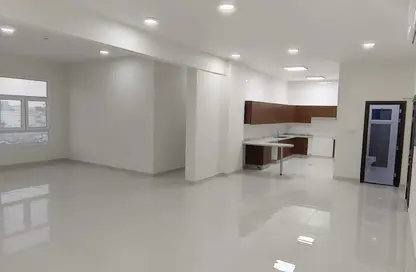 Apartment - 3 Bedrooms - 3 Bathrooms for rent in Al Waab Street - Al Waab - Doha