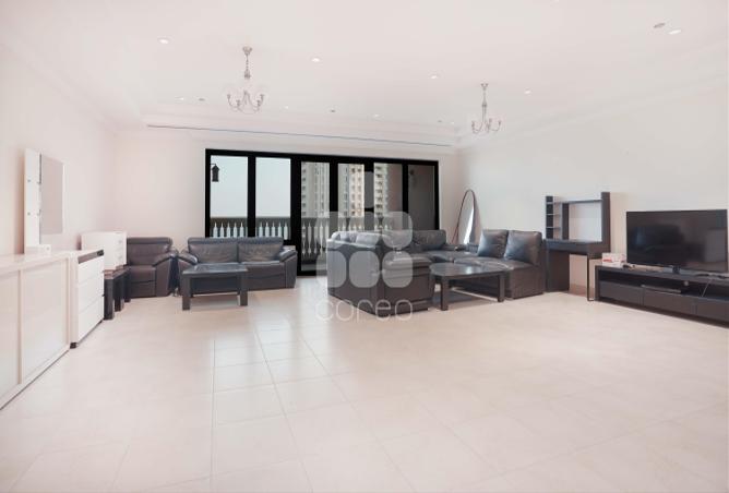 932504 - Property Image 3