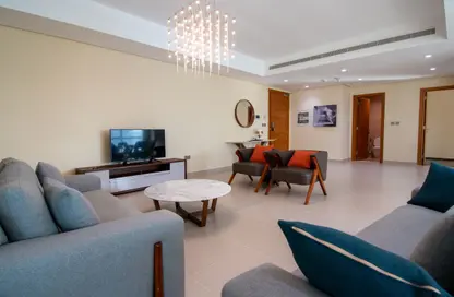 Apartment - 1 Bedroom - 2 Bathrooms for rent in Marina Residences 195 - Marina District - Lusail