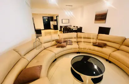 Duplex - 3 Bedrooms - 5 Bathrooms for rent in West Bay Tower - West Bay - West Bay - Doha
