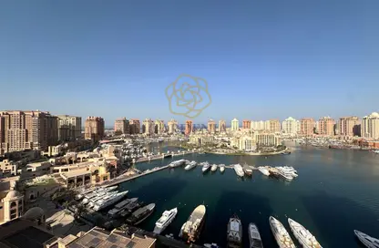 شقة - 3 غرف نوم - 4 حمامات للايجار في طريق بورتو الشرقي - بورتو أرابيا - جزيرة اللؤلؤة - الدوحة