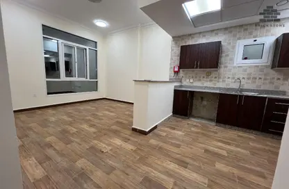 Apartment - 2 Bedrooms - 2 Bathrooms for rent in Al Mansoura - Al Mansoura - Doha