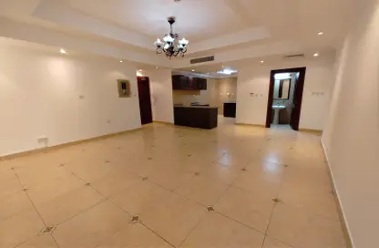 Apartment - 2 Bedrooms - 2 Bathrooms for rent in Al Nasr Street - Al Nasr - Doha