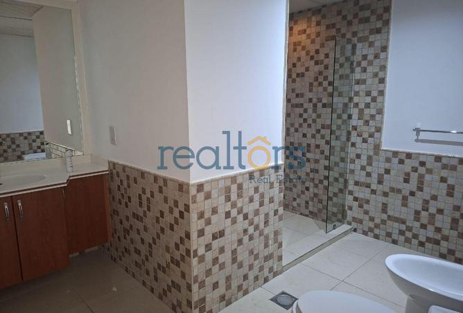 944129 - Property Image 3