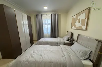 Apartment - 2 Bedrooms - 2 Bathrooms for rent in Madinat Khalifa South - Madinat Khalifa - Doha