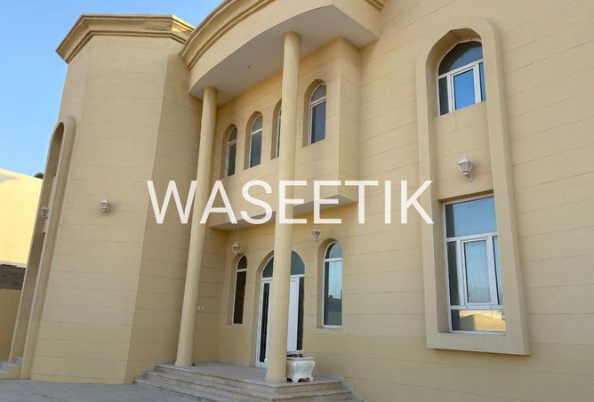 950744 - Property Image 2