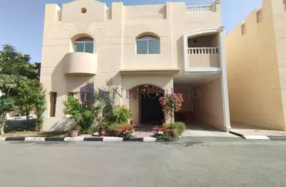 مجمع سكني - 5 غرف نوم - 4 حمامات للايجار في فلل عين خالد - عين خالد - الدوحة
