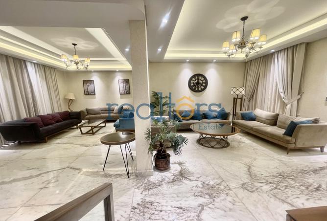941750 - Property Image 2