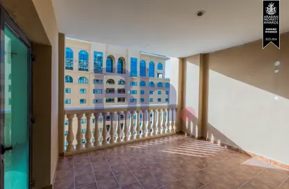 صورة لـ تراس شقة - غرفة نوم - 2 حمامات للايجار في برج 14 - بورتو أرابيا - جزيرة اللؤلؤة - الدوحة ، صورة رقم 1
