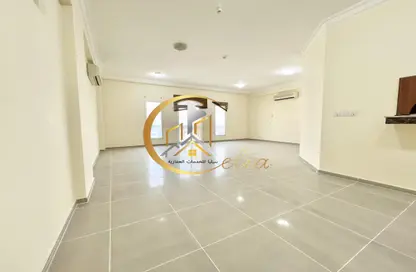 Compound - 2 Bedrooms - 3 Bathrooms for rent in Street 871 - Al Duhail South - Al Duhail - Doha