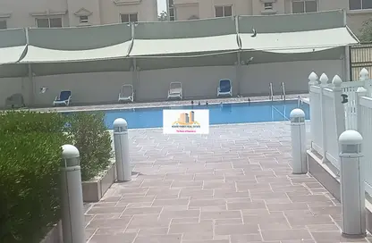 Compound - 3 Bedrooms - 4 Bathrooms for rent in Ain Khaled - Doha