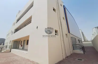 Warehouse - Studio - 7+ Bathrooms for rent in East Industrial Street - Birkat Al Awamer - Al Wakra