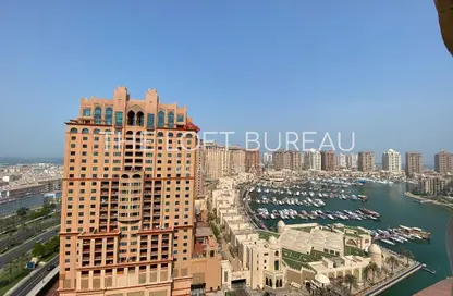 Apartment - 2 Bedrooms - 3 Bathrooms for sale in West Porto Drive - Porto Arabia - The Pearl Island - Doha