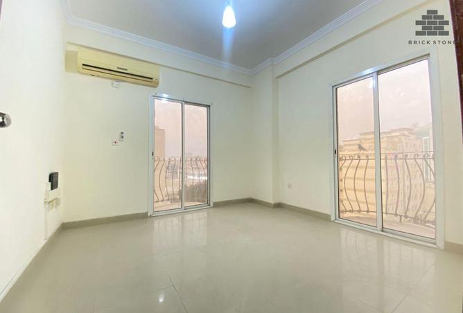 921597 - Property Main Image