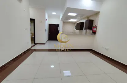 Apartment - 2 Bedrooms - 2 Bathrooms for rent in Al Mansoura - Al Mansoura - Doha